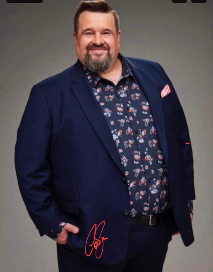 Colin Taylor, Dog Grooming Insurance ambassador